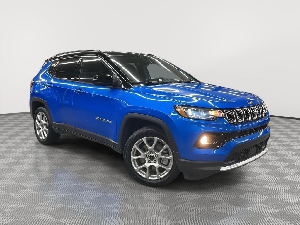 used 2025 Jeep Compass car, priced at $23,000
