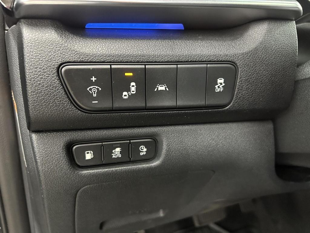 used 2022 Kia Niro Plug-In Hybrid car, priced at $23,000