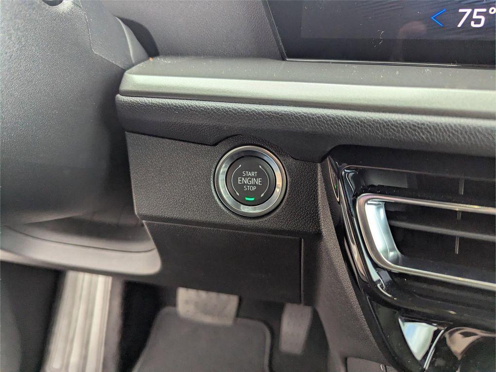 new 2026 Chevrolet Traverse car, priced at $39,753