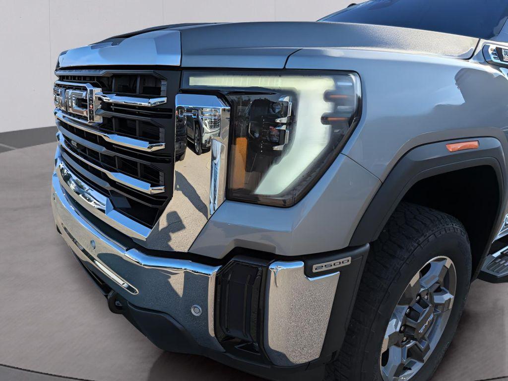 new 2026 GMC Sierra 2500 car, priced at $81,098