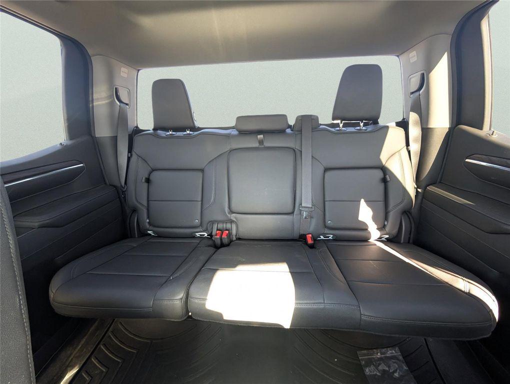 used 2024 GMC Sierra 1500 car, priced at $45,027