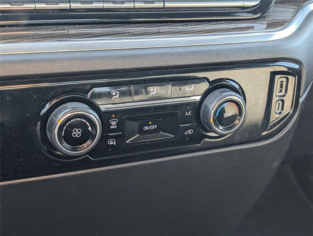 used 2024 Chevrolet Silverado 2500 car, priced at $52,619