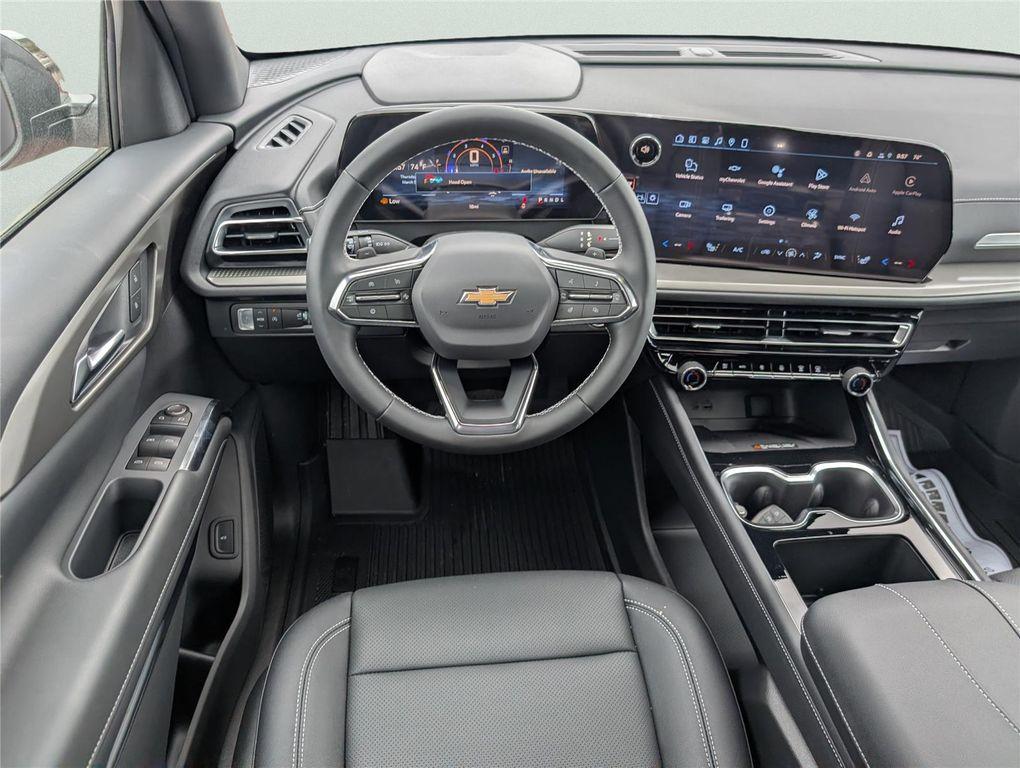 new 2026 Chevrolet Traverse car, priced at $44,349