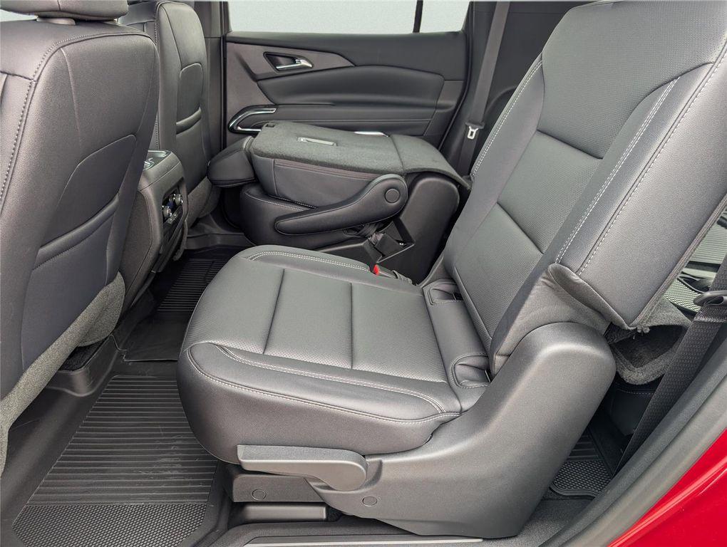 new 2026 Chevrolet Traverse car, priced at $44,349