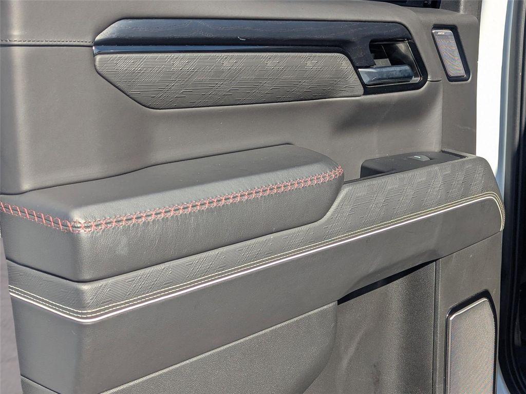 used 2022 GMC Sierra 1500 car, priced at $52,761