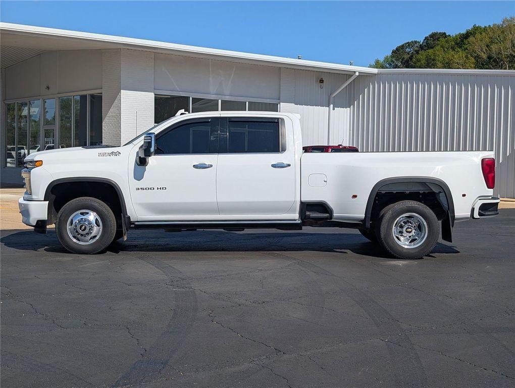 used 2022 Chevrolet Silverado 3500 car, priced at $60,065
