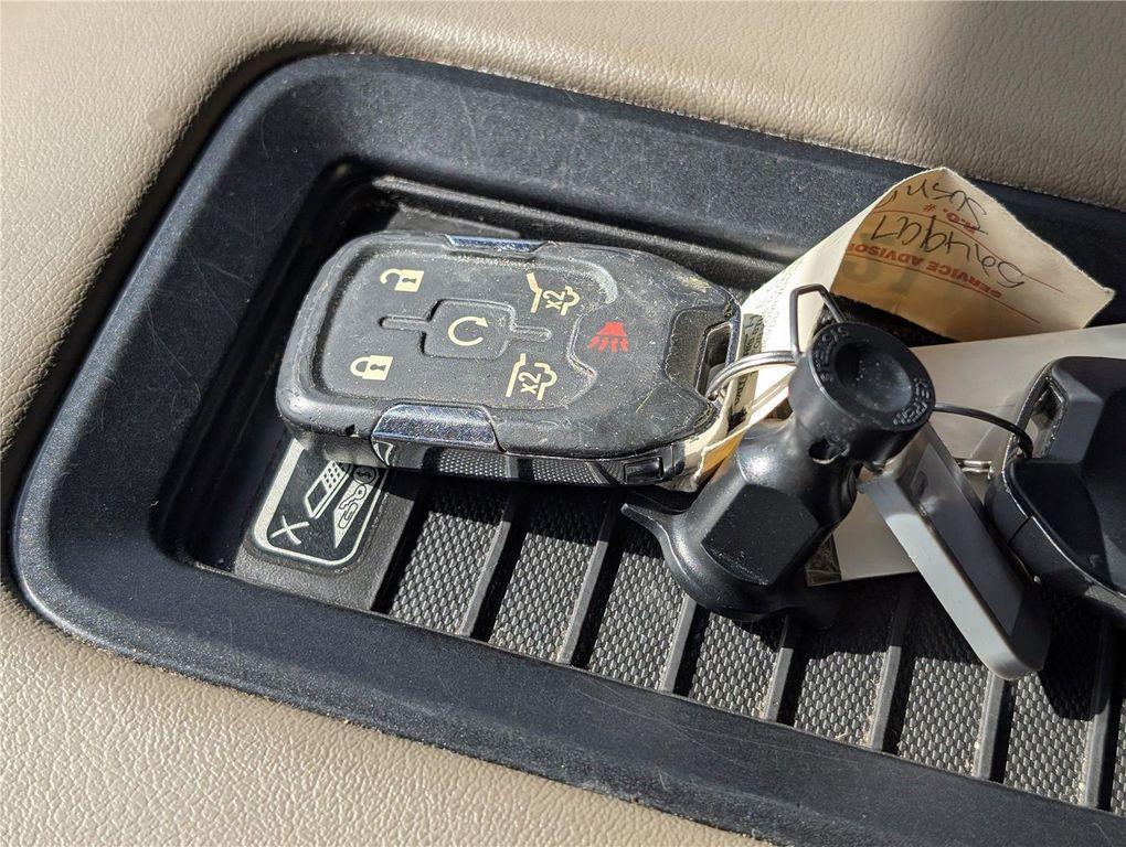 used 2017 GMC Yukon car, priced at $16,599