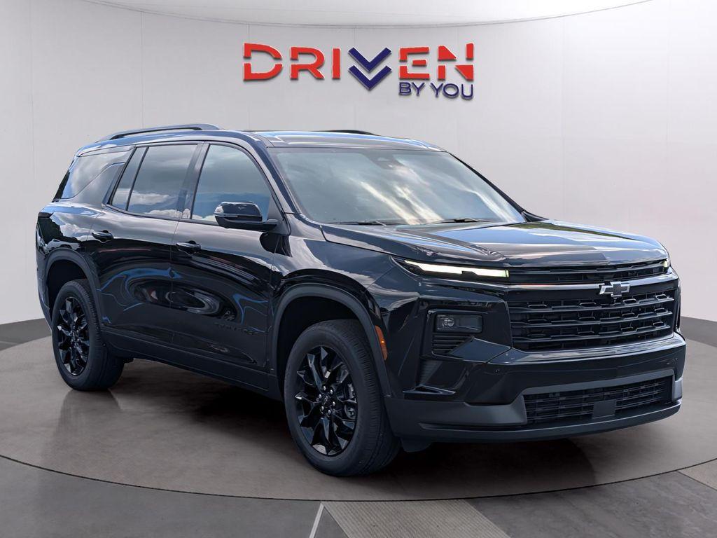 new 2026 Chevrolet Traverse car, priced at $43,388