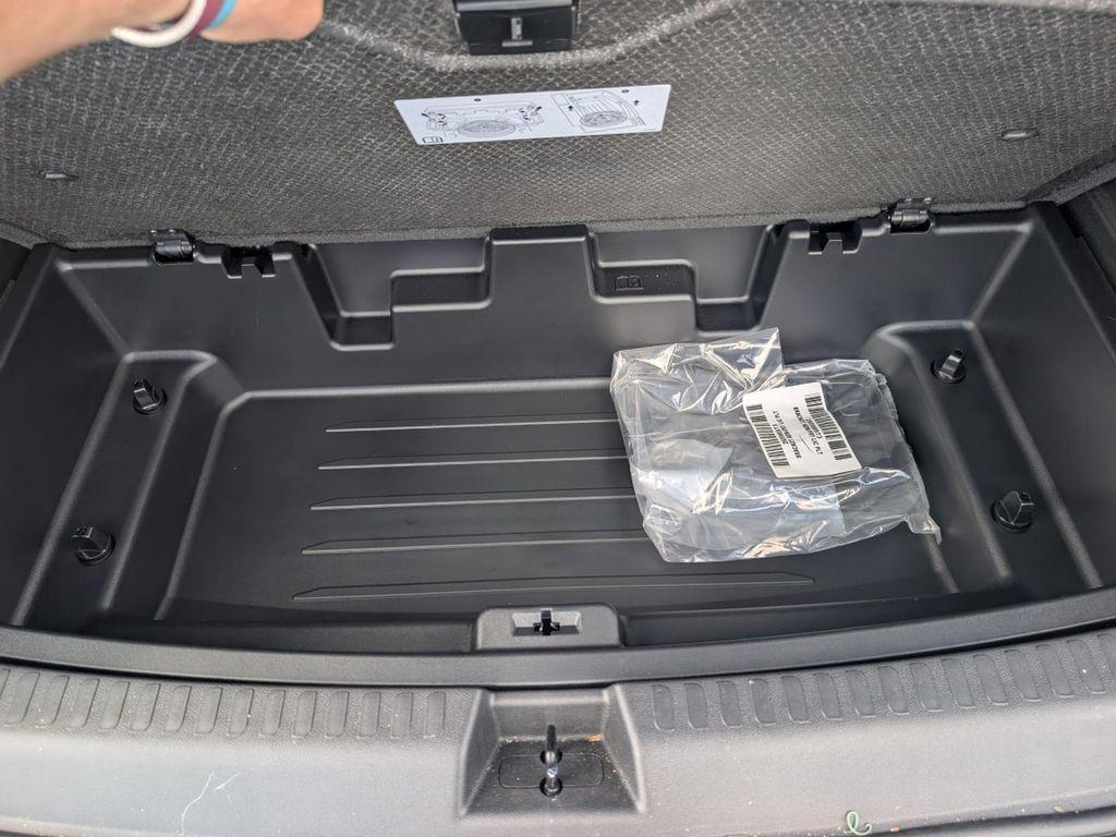 new 2026 Chevrolet Traverse car, priced at $43,388