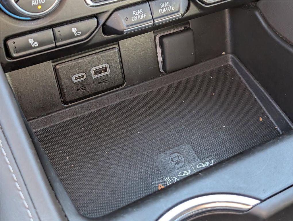 used 2024 Chevrolet Tahoe car, priced at $50,699