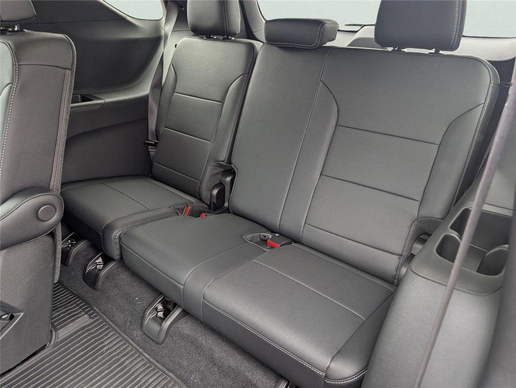 new 2026 Chevrolet Traverse car, priced at $39,862