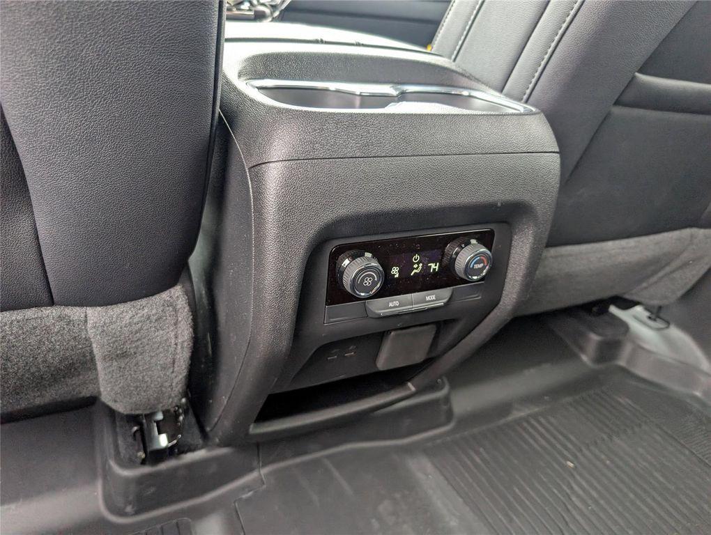 new 2026 Chevrolet Traverse car, priced at $39,862