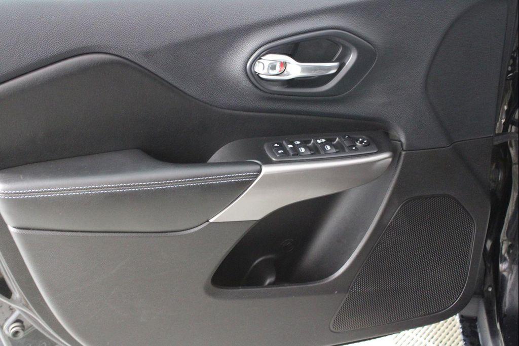 used 2019 Jeep Cherokee car, priced at $12,578