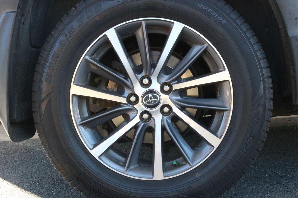 used 2018 Toyota Highlander car, priced at $20,900