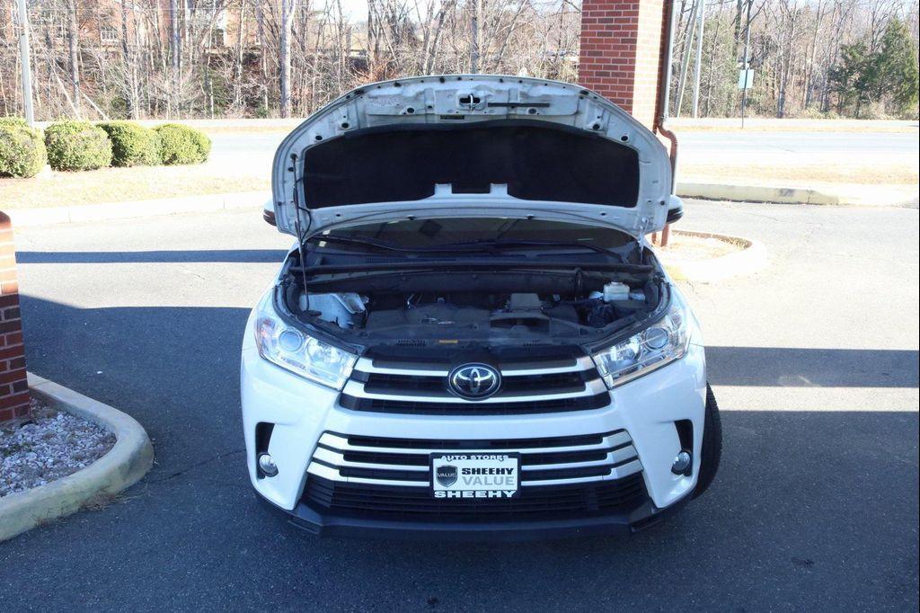 used 2018 Toyota Highlander car, priced at $20,900