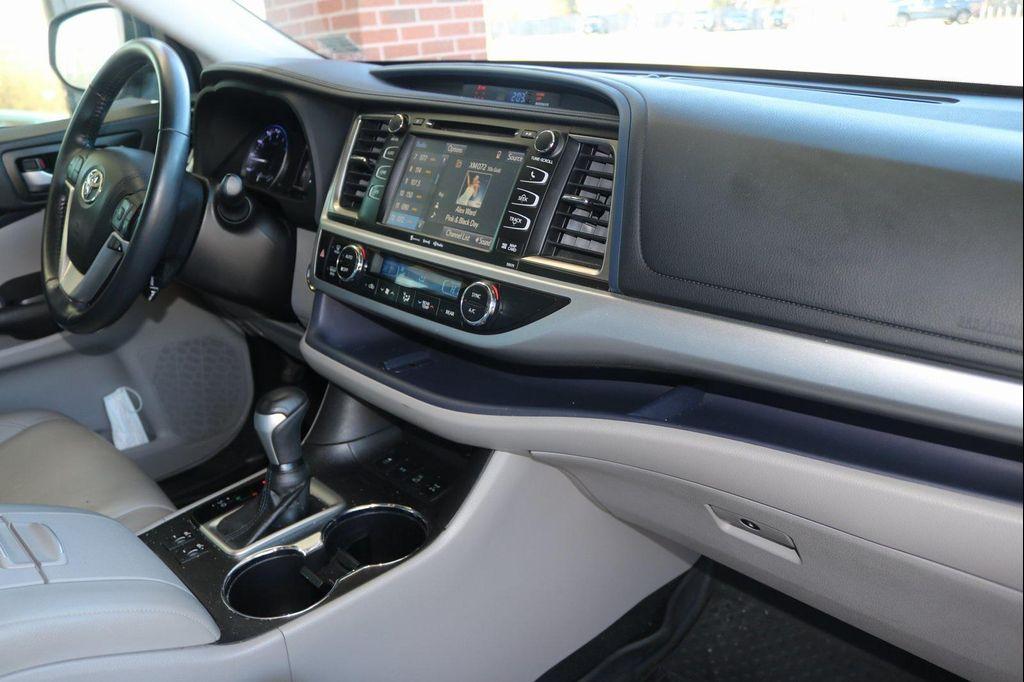 used 2018 Toyota Highlander car, priced at $20,900