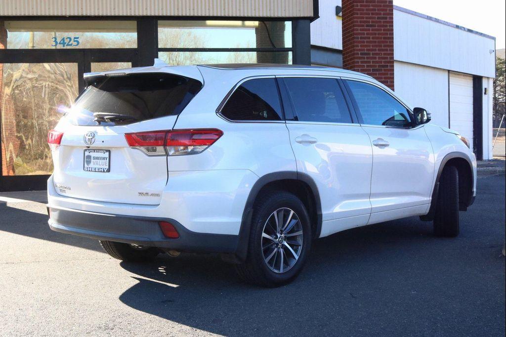 used 2018 Toyota Highlander car, priced at $20,900