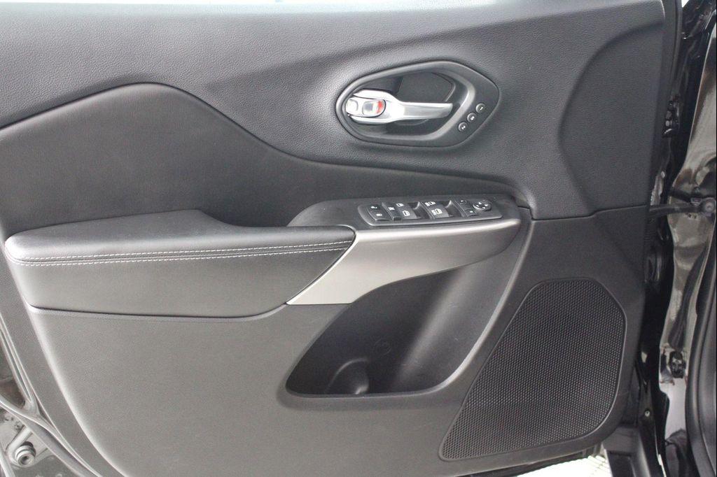 used 2019 Jeep Cherokee car, priced at $15,978