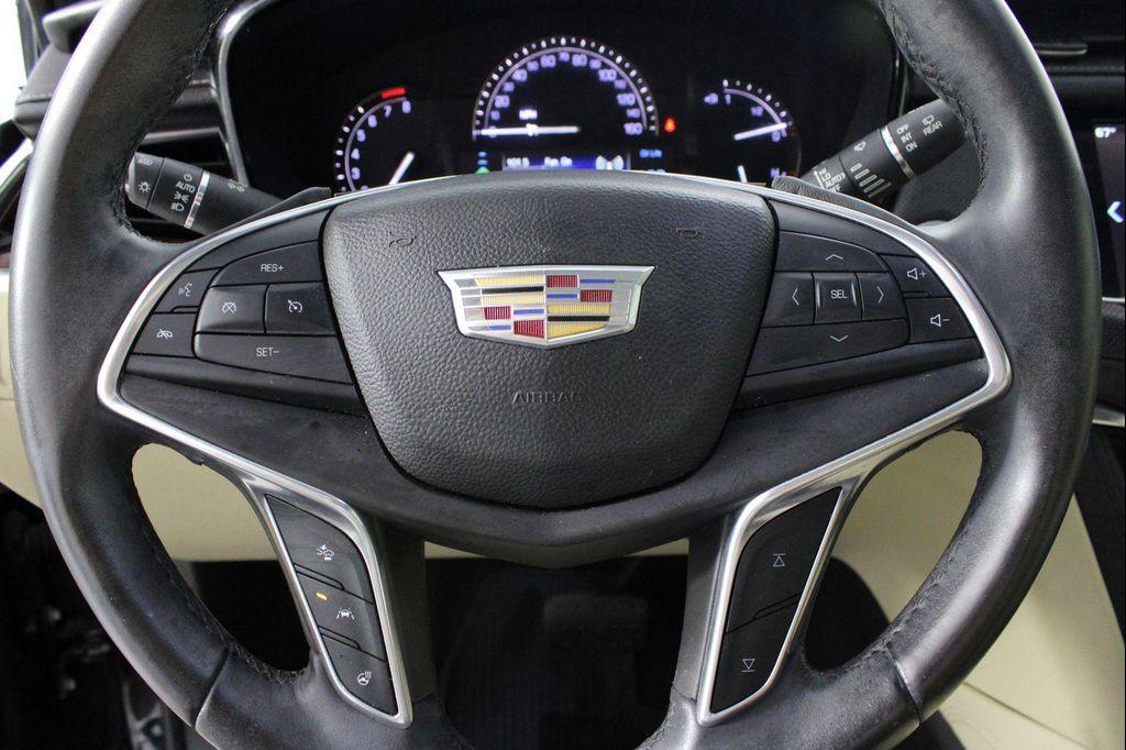 used 2017 Cadillac XT5 car, priced at $15,448