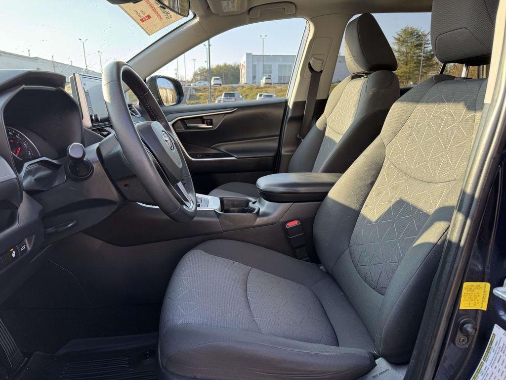 used 2020 Toyota RAV4 car, priced at $22,988