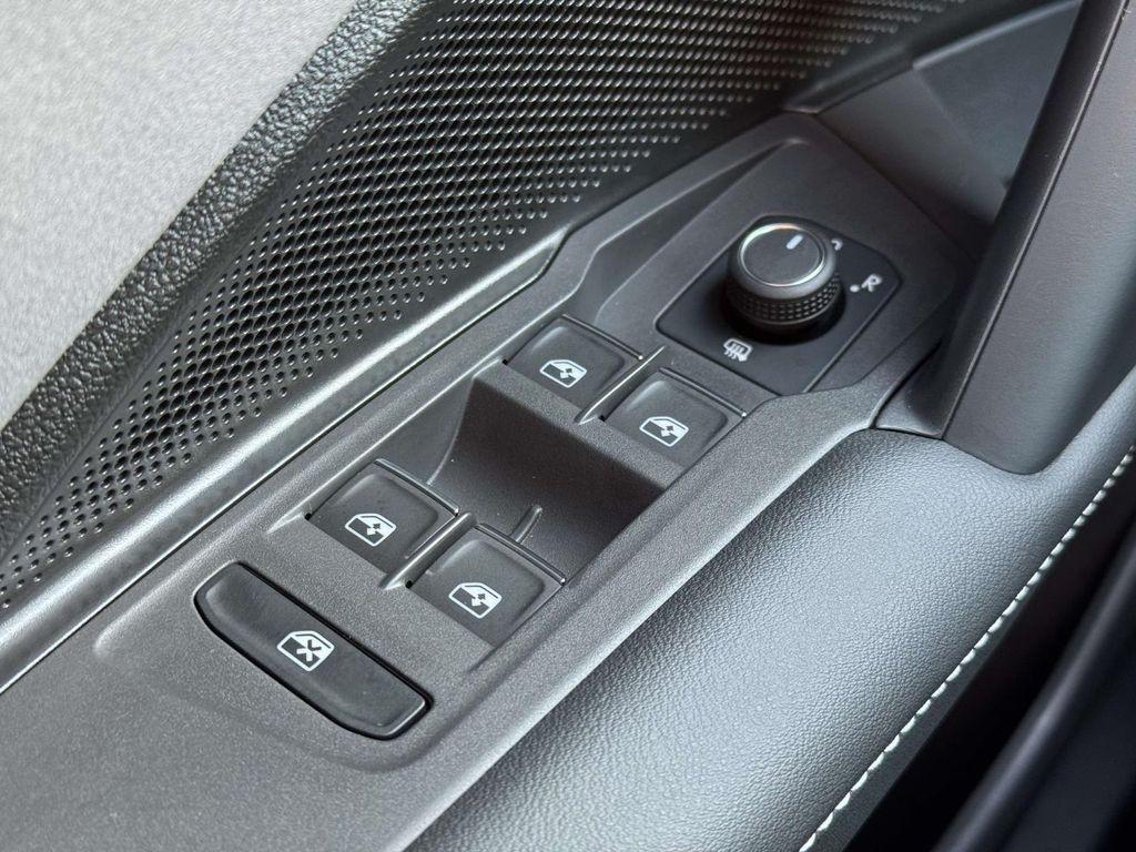 used 2025 Volkswagen Tiguan car, priced at $34,003