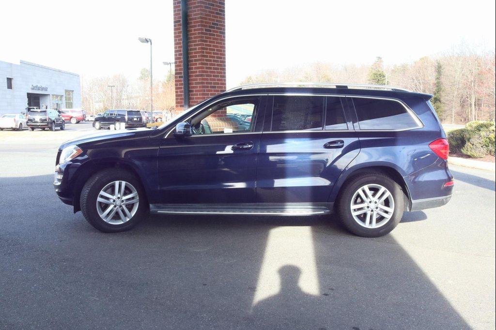 used 2015 Mercedes-Benz GL-Class car, priced at $12,390