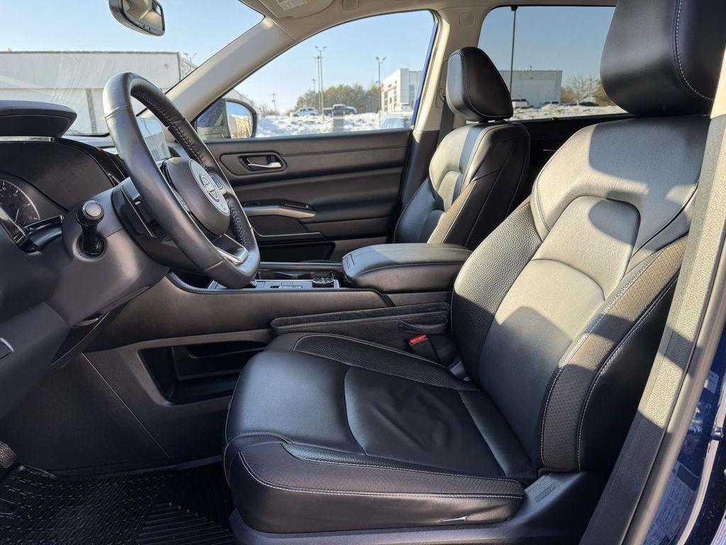 used 2022 Nissan Pathfinder car, priced at $28,498