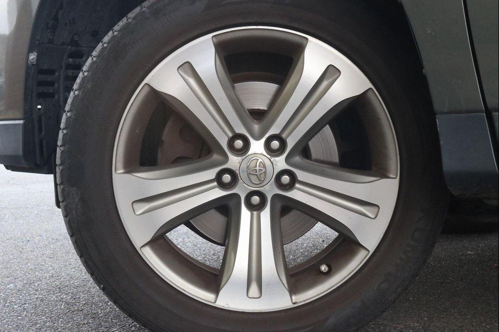 used 2012 Toyota Highlander car, priced at $9,337