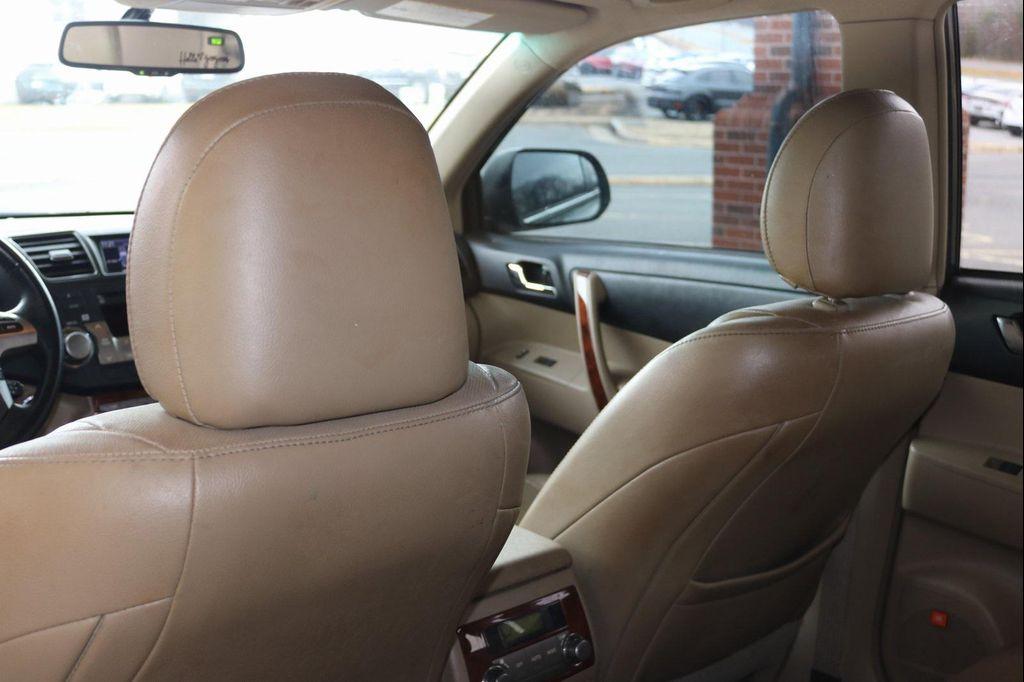 used 2012 Toyota Highlander car, priced at $9,337