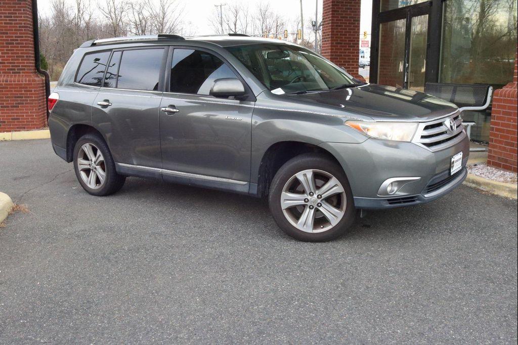 used 2012 Toyota Highlander car, priced at $9,337