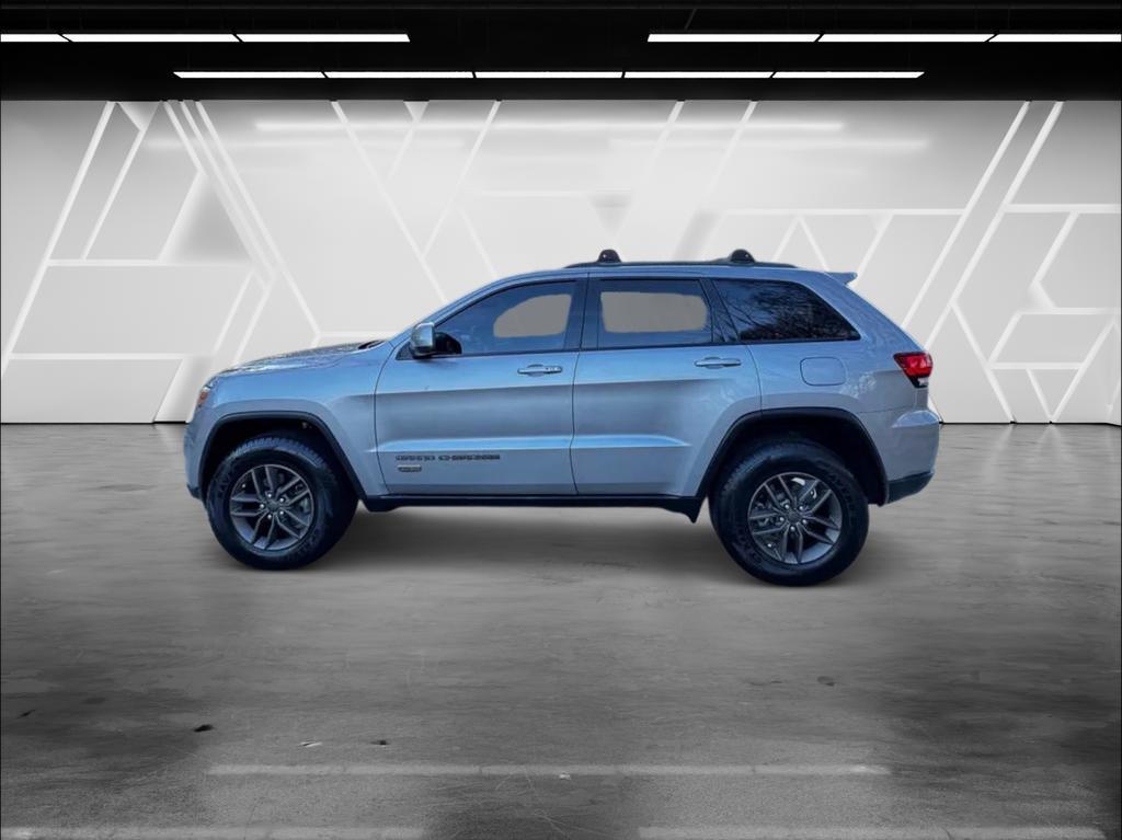 used 2016 Jeep Grand Cherokee car, priced at $8,999