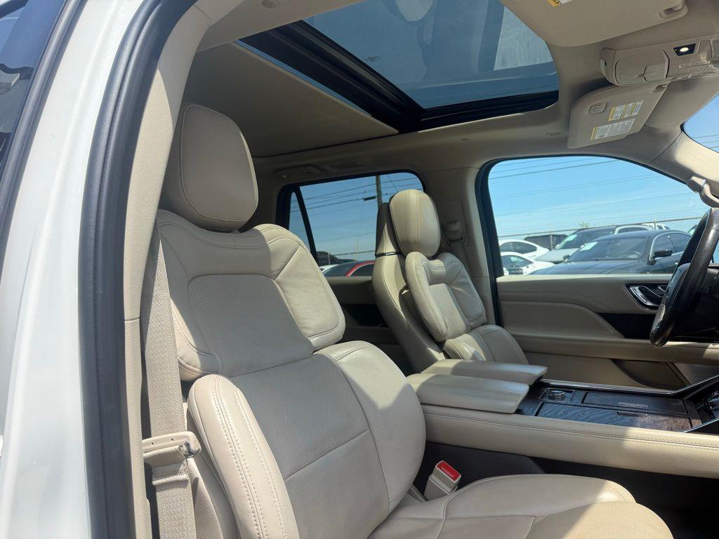 used 2020 Lincoln Navigator car, priced at $37,613