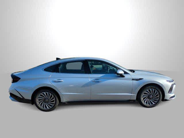 new 2026 Hyundai Sonata Hybrid car, priced at $34,305