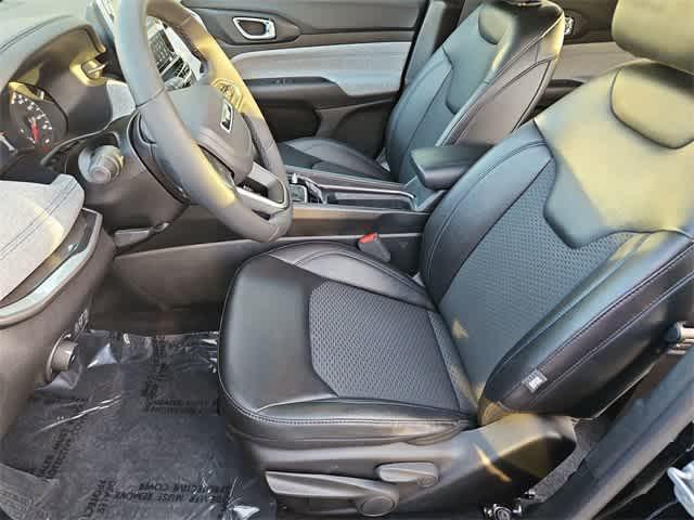 used 2025 Jeep Compass car, priced at $21,000