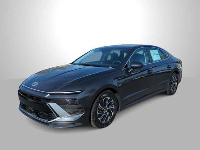 new 2026 Hyundai Sonata Hybrid car, priced at $31,000