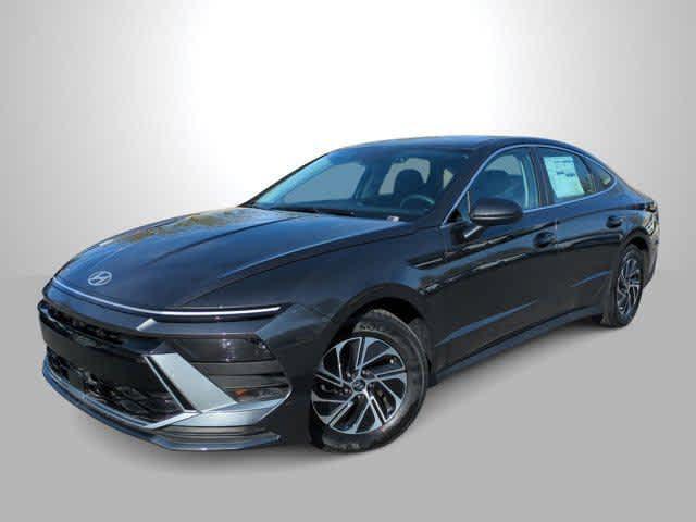 new 2026 Hyundai Sonata Hybrid car, priced at $31,000