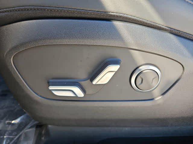 new 2026 Hyundai IONIQ 9 car, priced at $68,662