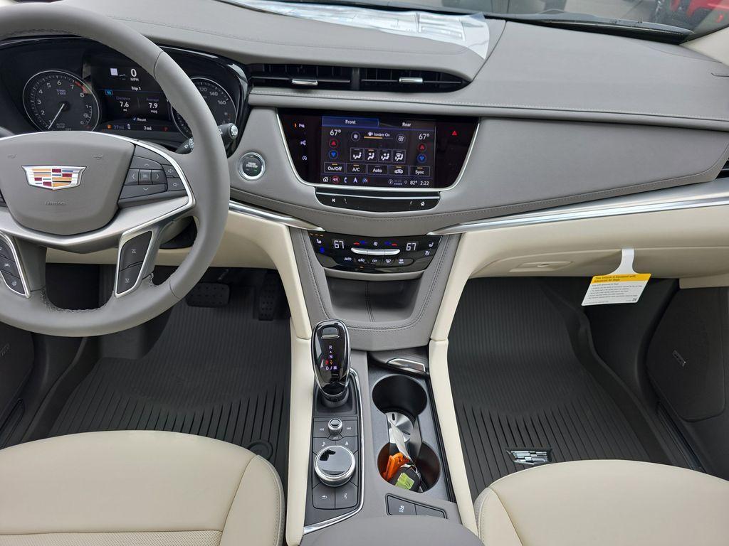 new 2026 Cadillac XT5 car, priced at $58,795