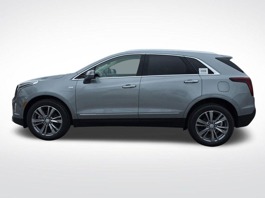 new 2026 Cadillac XT5 car, priced at $58,795