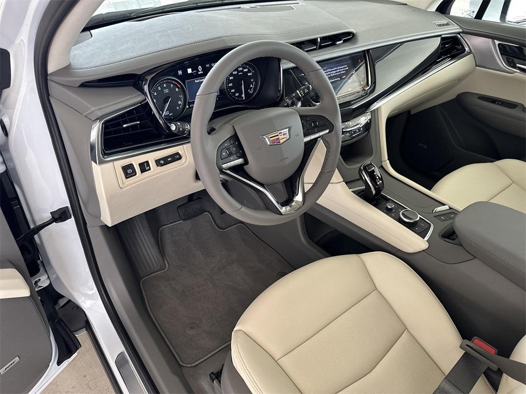 new 2025 Cadillac XT6 car, priced at $62,815