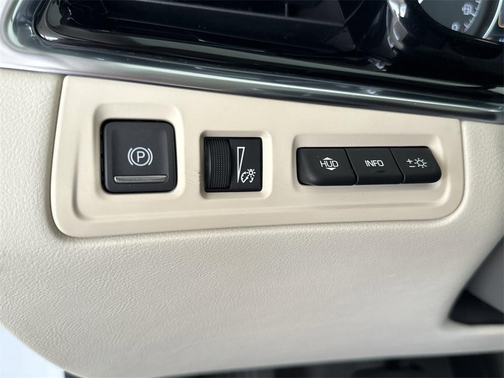 new 2025 Cadillac XT6 car, priced at $62,815