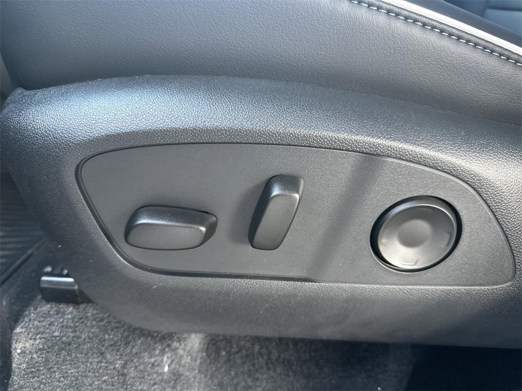 new 2026 Buick Enclave car, priced at $47,347