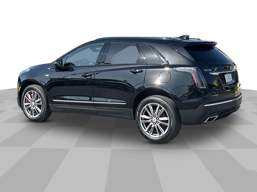 new 2025 Cadillac XT5 car, priced at $63,465