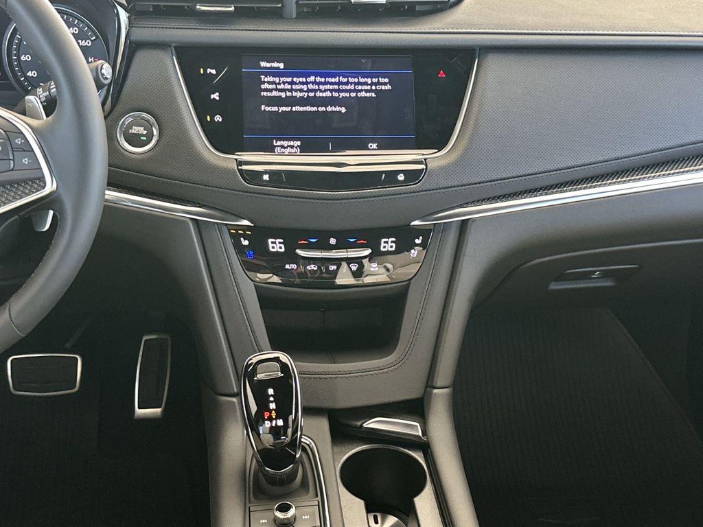 new 2025 Cadillac XT5 car, priced at $63,465