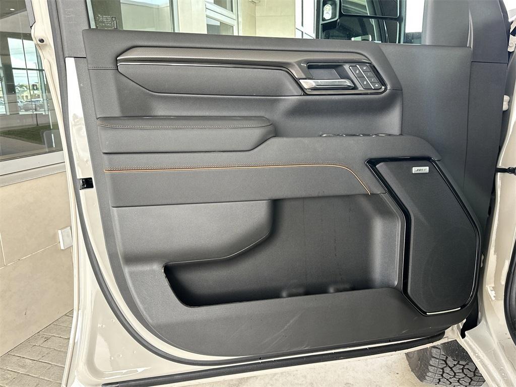 new 2026 GMC Sierra 2500 car, priced at $86,931