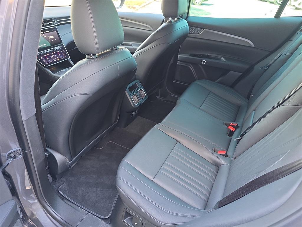 used 2023 Maserati Grecale car, priced at $36,834