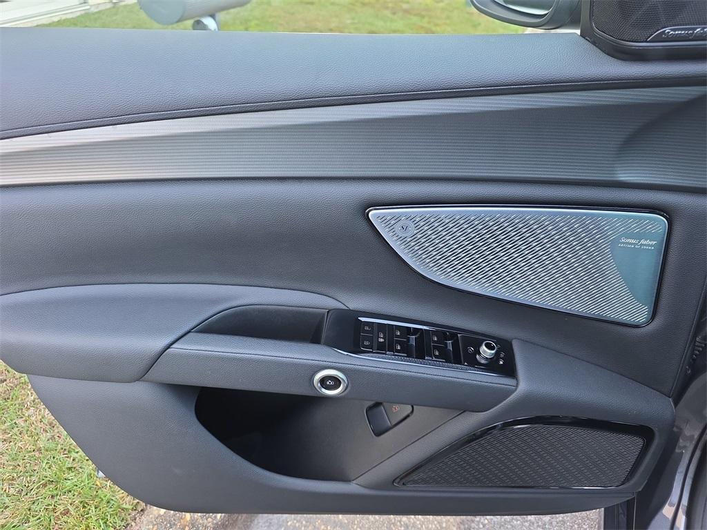 used 2023 Maserati Grecale car, priced at $36,834