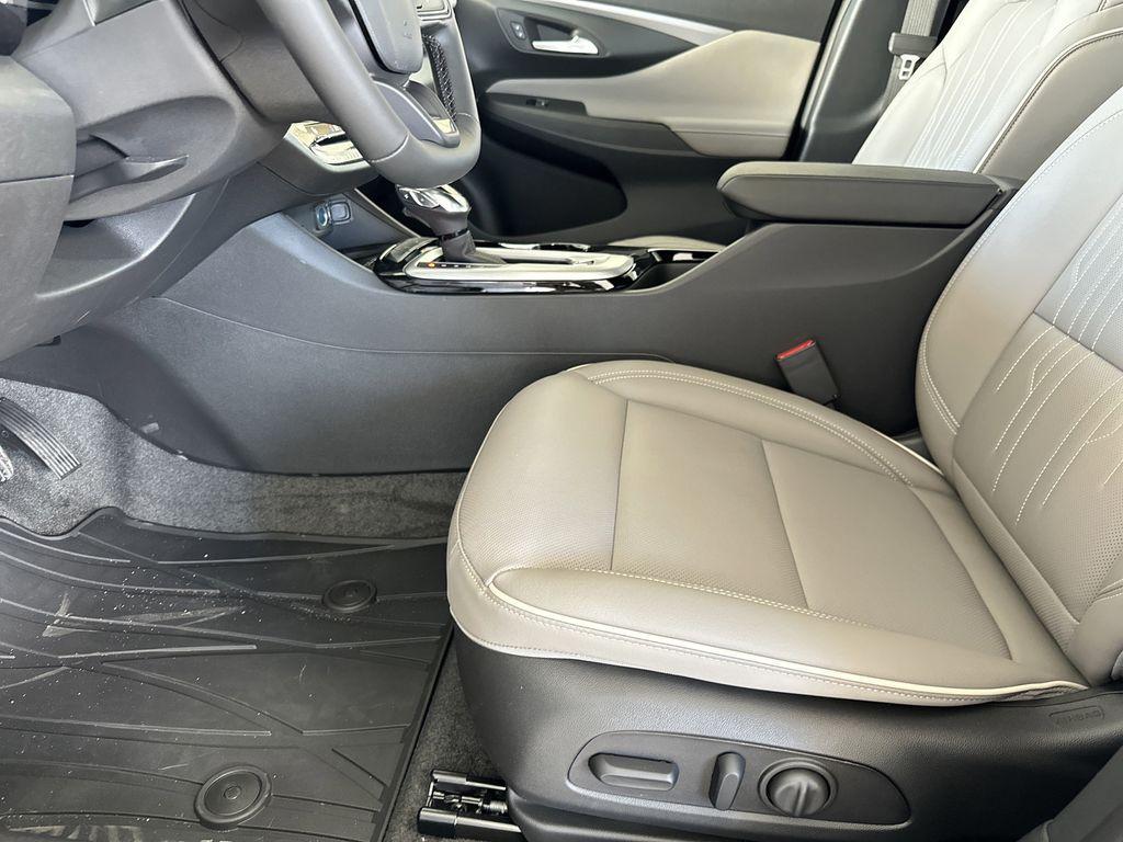 new 2026 Buick Envista car, priced at $32,463