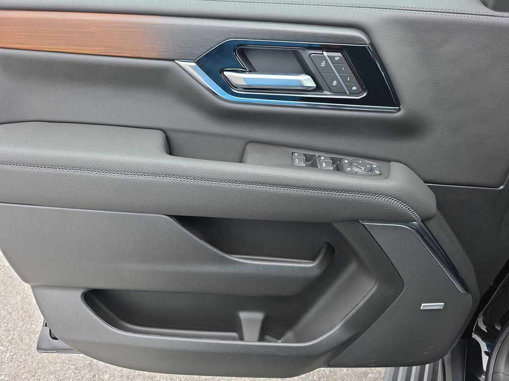 new 2026 GMC Yukon XL car, priced at $89,528