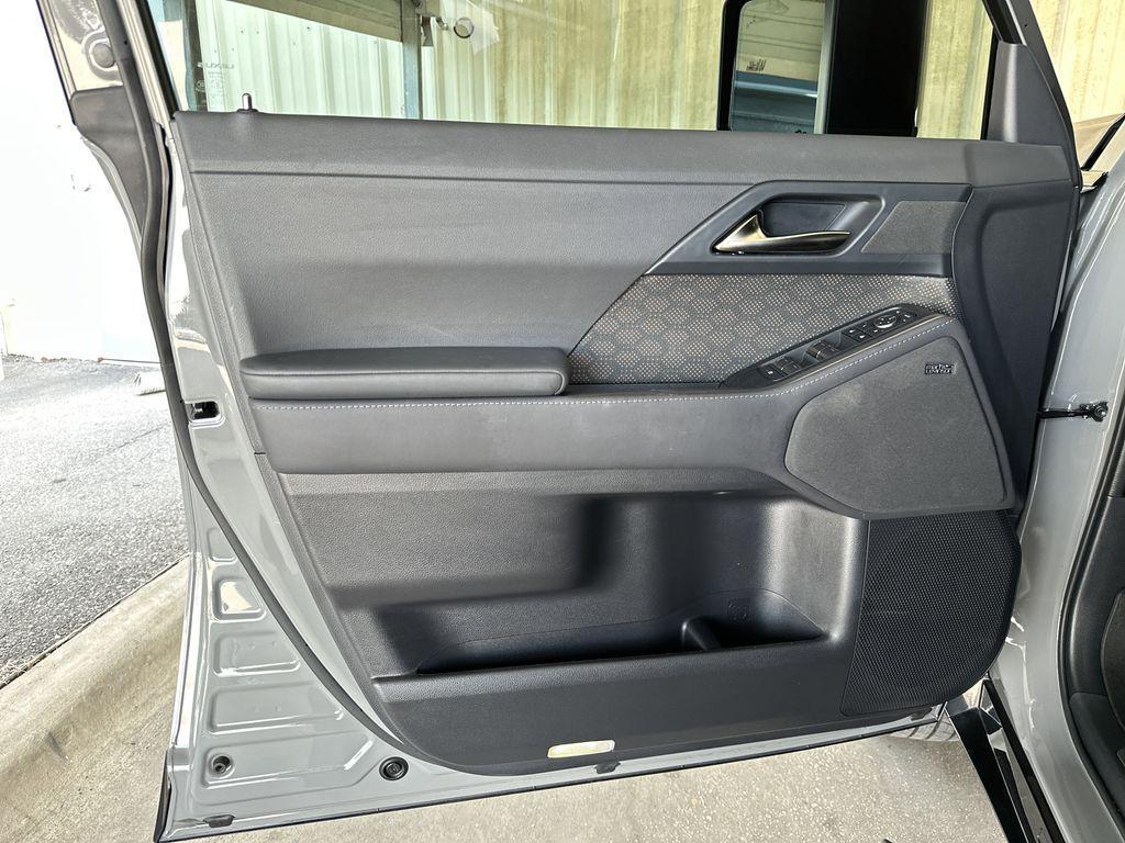 used 2025 Lexus GX 550 car, priced at $97,567